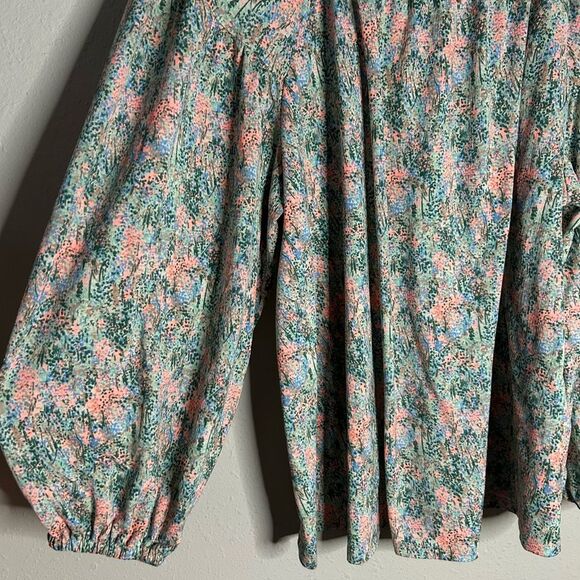 Ava & Viv Plus Size Abstract Print Balloon Sleeve Top Size 2X - Picture 9 of 9